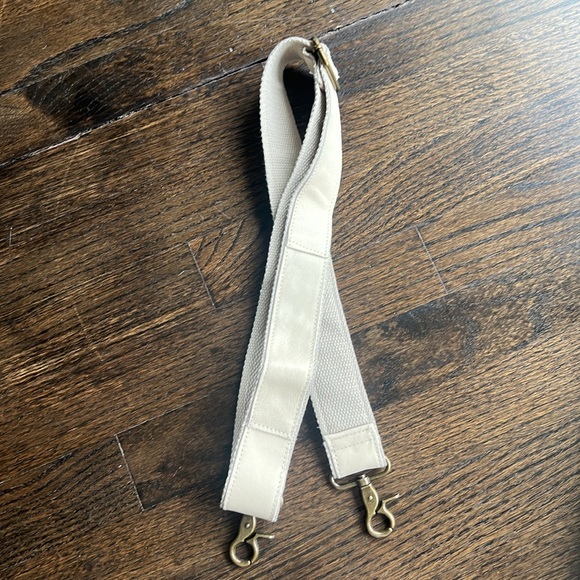 Cream leather Monserat De Lucca handbag - Picture 5 of 6